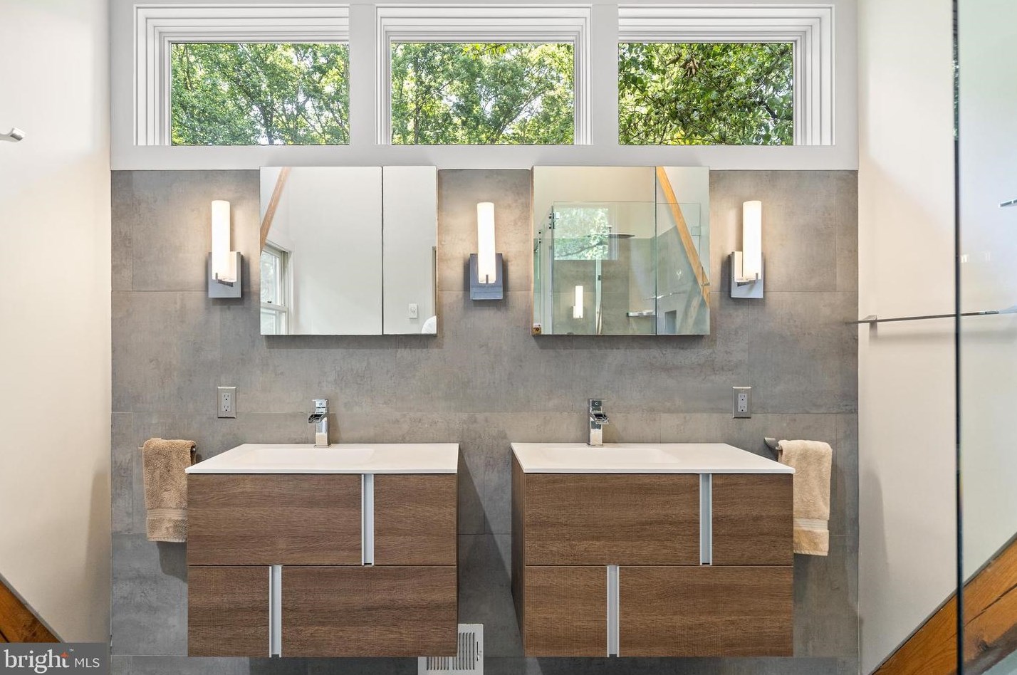 7211 Brookstone Ct, Rockville MD 20854-4838 exterior