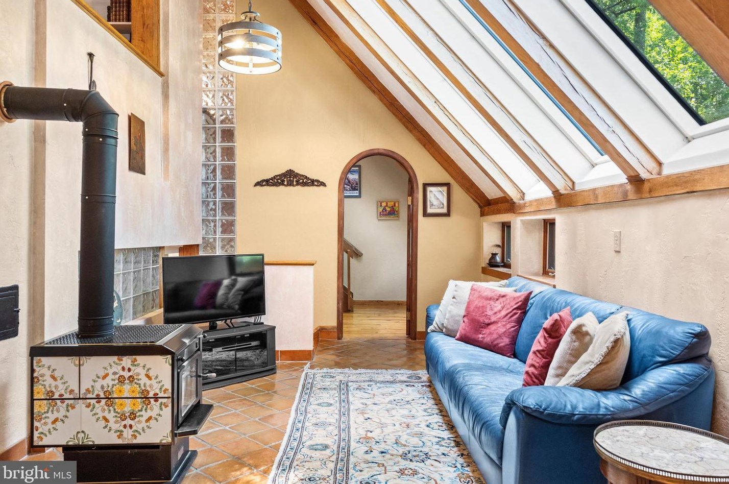 7211 Brookstone Ct, Rockville MD 20854-4838 exterior