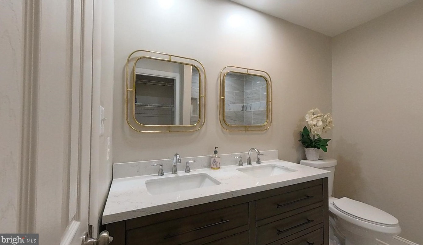 14008 Colesville Manor Pl, Silver Spring MD  20904-1100 exterior