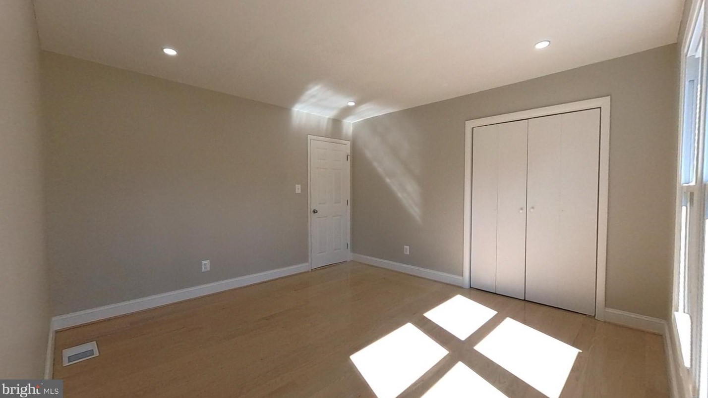 14008 Colesville Manor Pl, Silver Spring MD  20904-1100 exterior