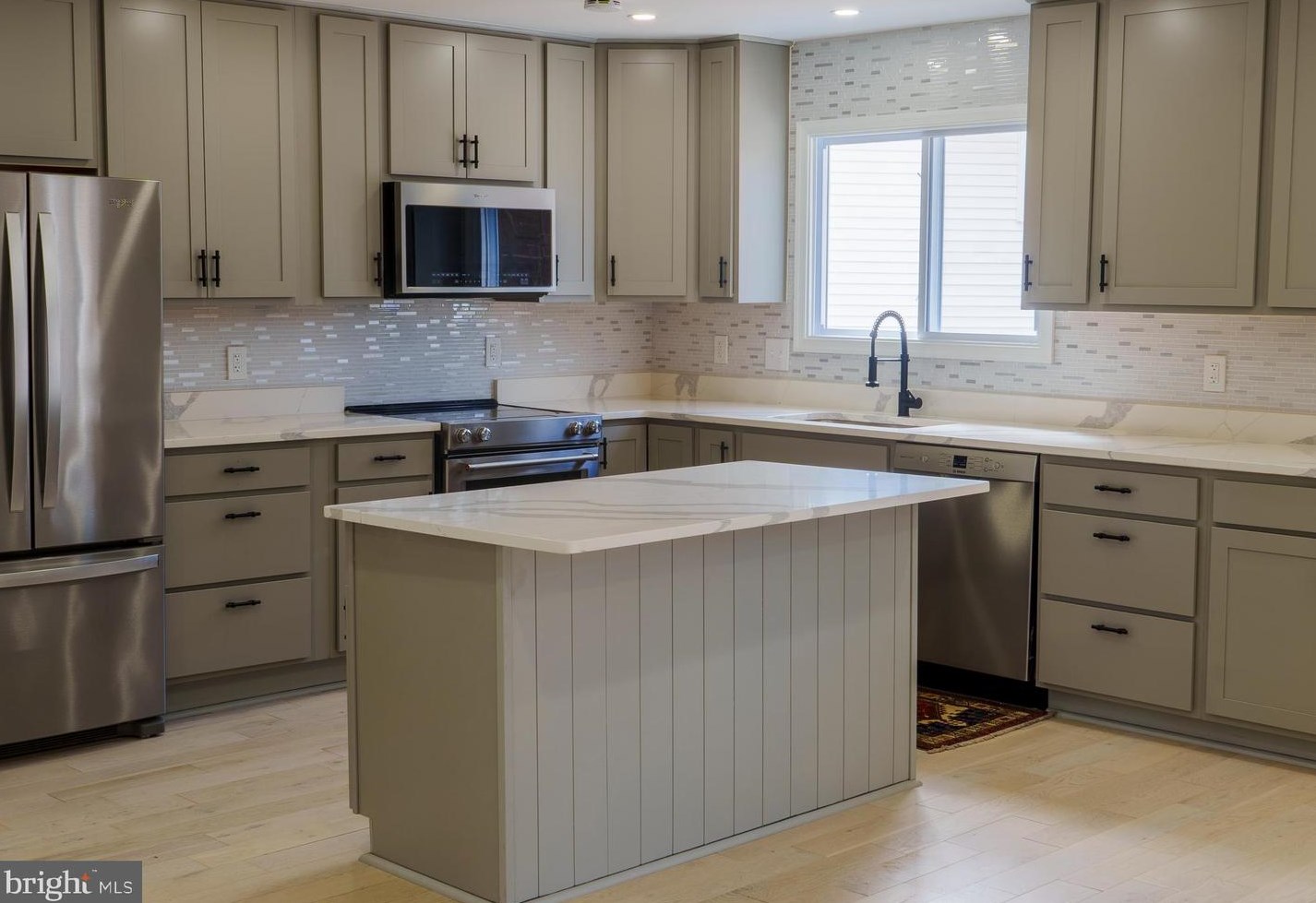 14008 Colesville Manor Pl, Silver Spring MD  20904-1100 exterior