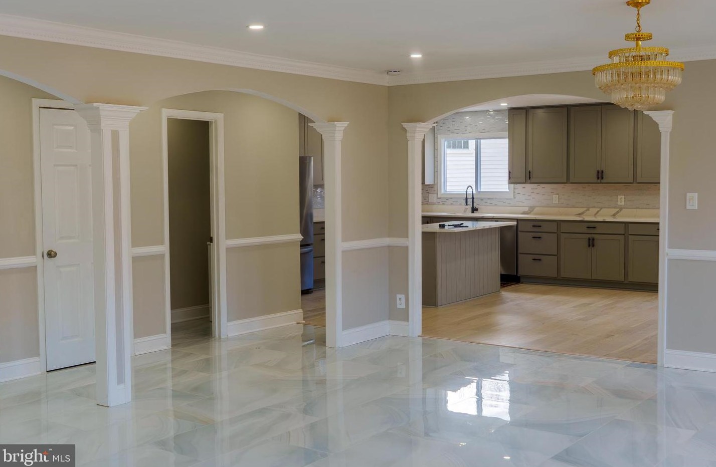 14008 Colesville Manor Pl, Silver Spring MD  20904-1100 exterior