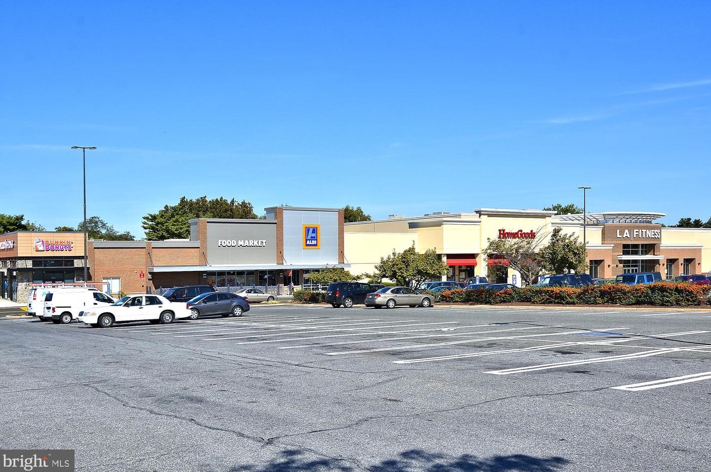 210 Painted Post Ln, Gaithersburg MD  20878-7856 exterior