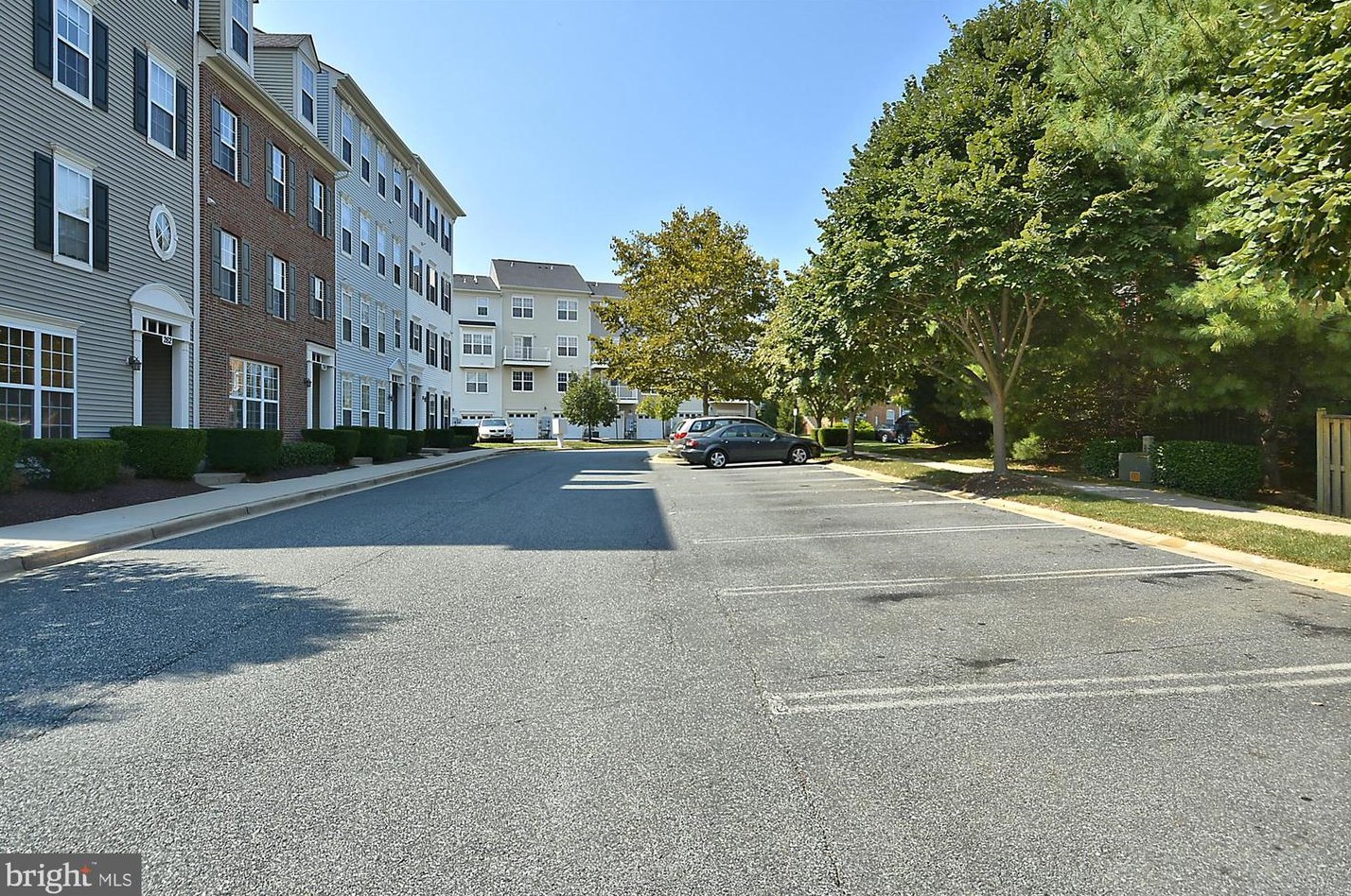 210 Painted Post Ln, Gaithersburg MD  20878-7856 exterior