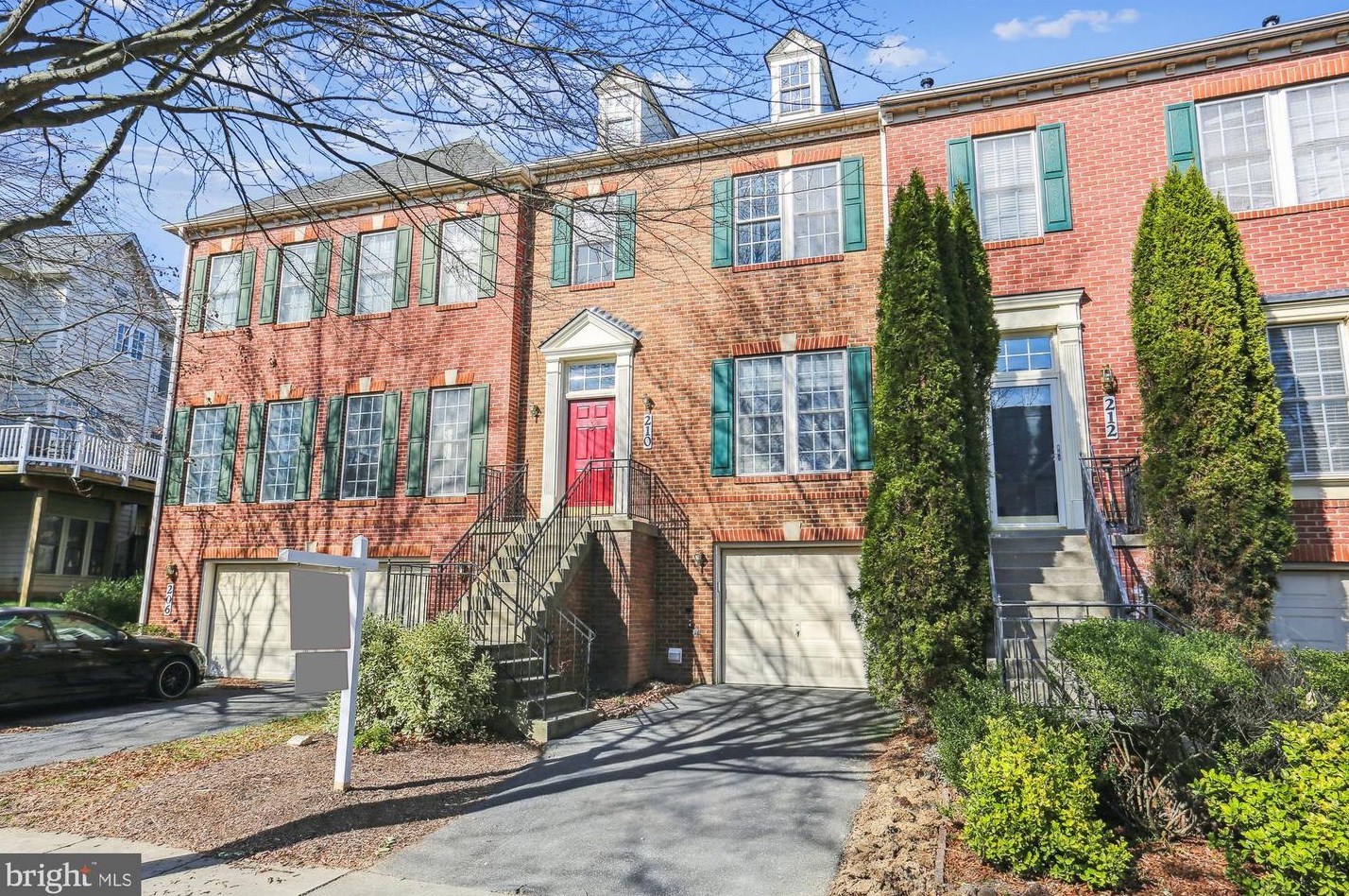 210 Painted Post Ln, Gaithersburg MD  20878-7856 exterior