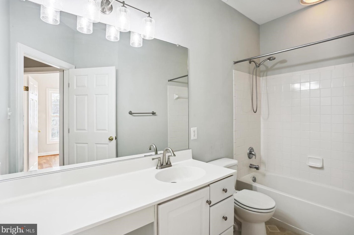 210 Painted Post Ln, Gaithersburg MD  20878-7856 exterior