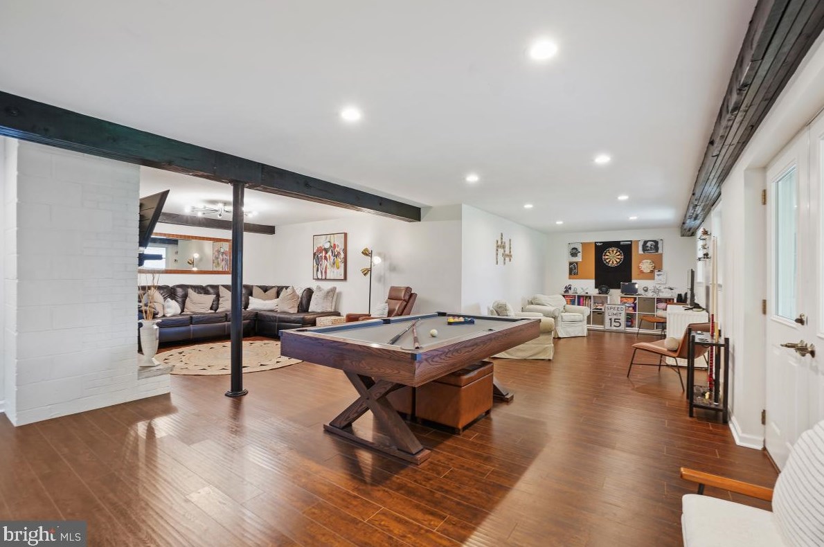 17708 Parkridge Dr, Gaithersburg MD  20878-1113 exterior