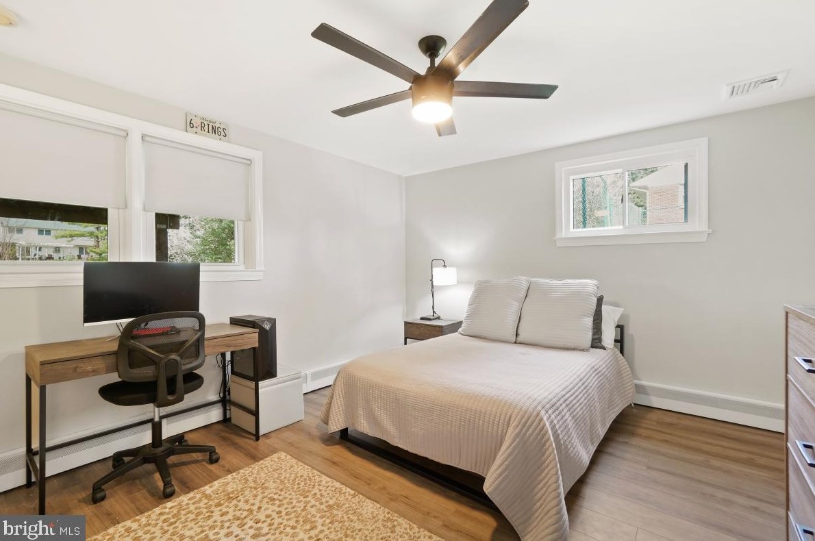 17708 Parkridge Dr, Gaithersburg MD  20878-1113 exterior