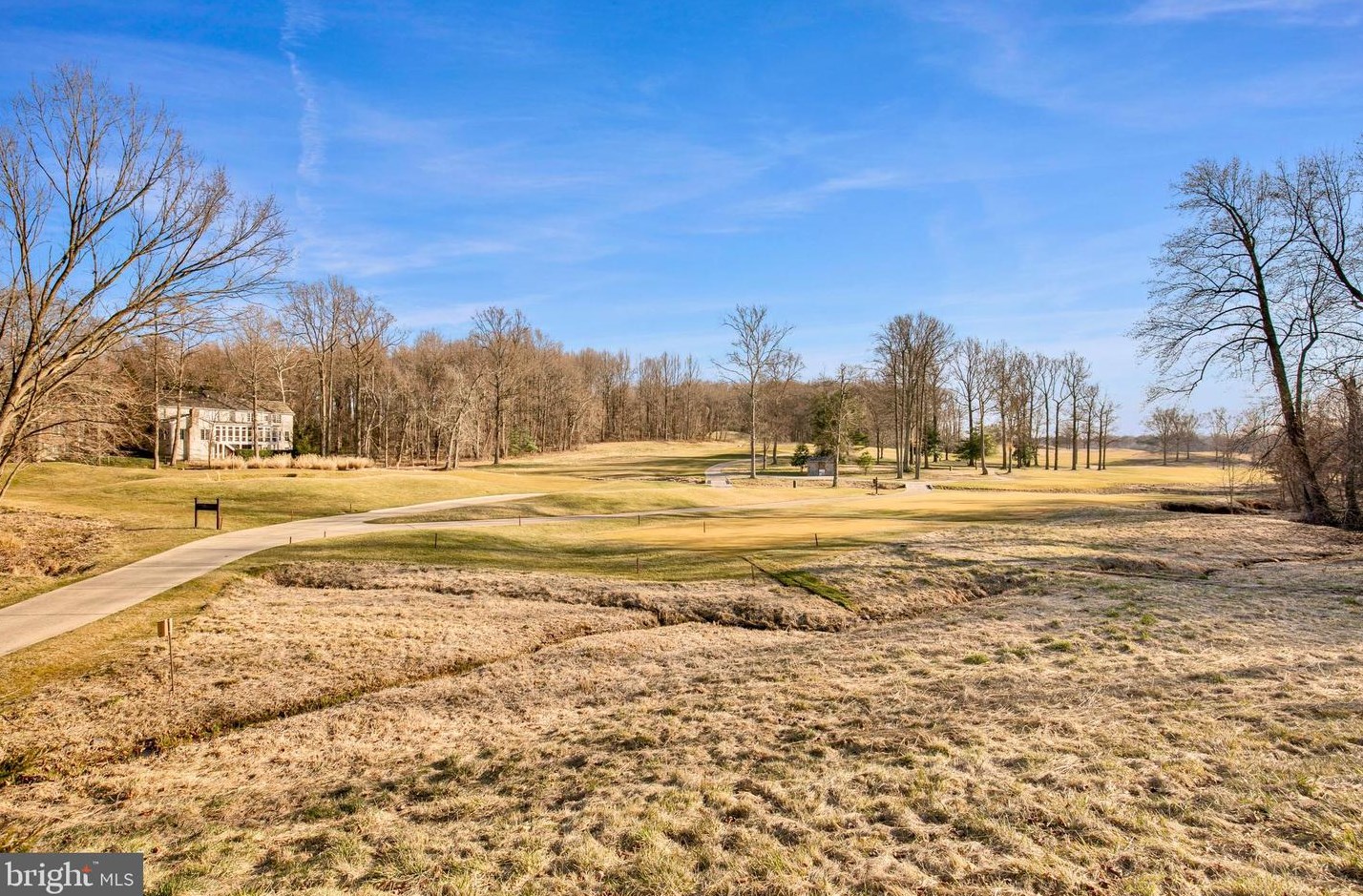 8800 Deer Hollow Ln, Rockville MD 20854-5440 exterior