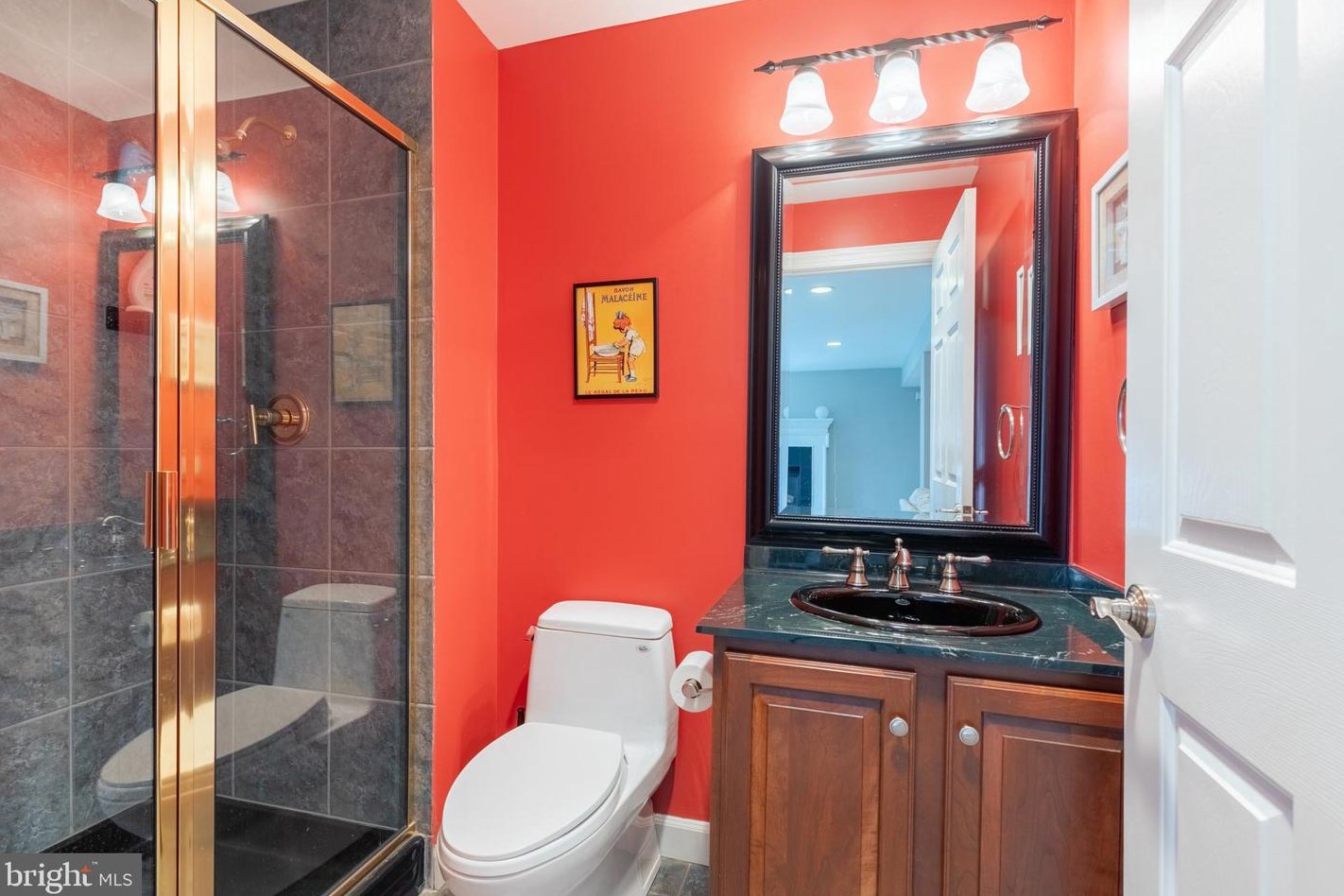 8800 Deer Hollow Ln, Rockville MD 20854-5440 exterior