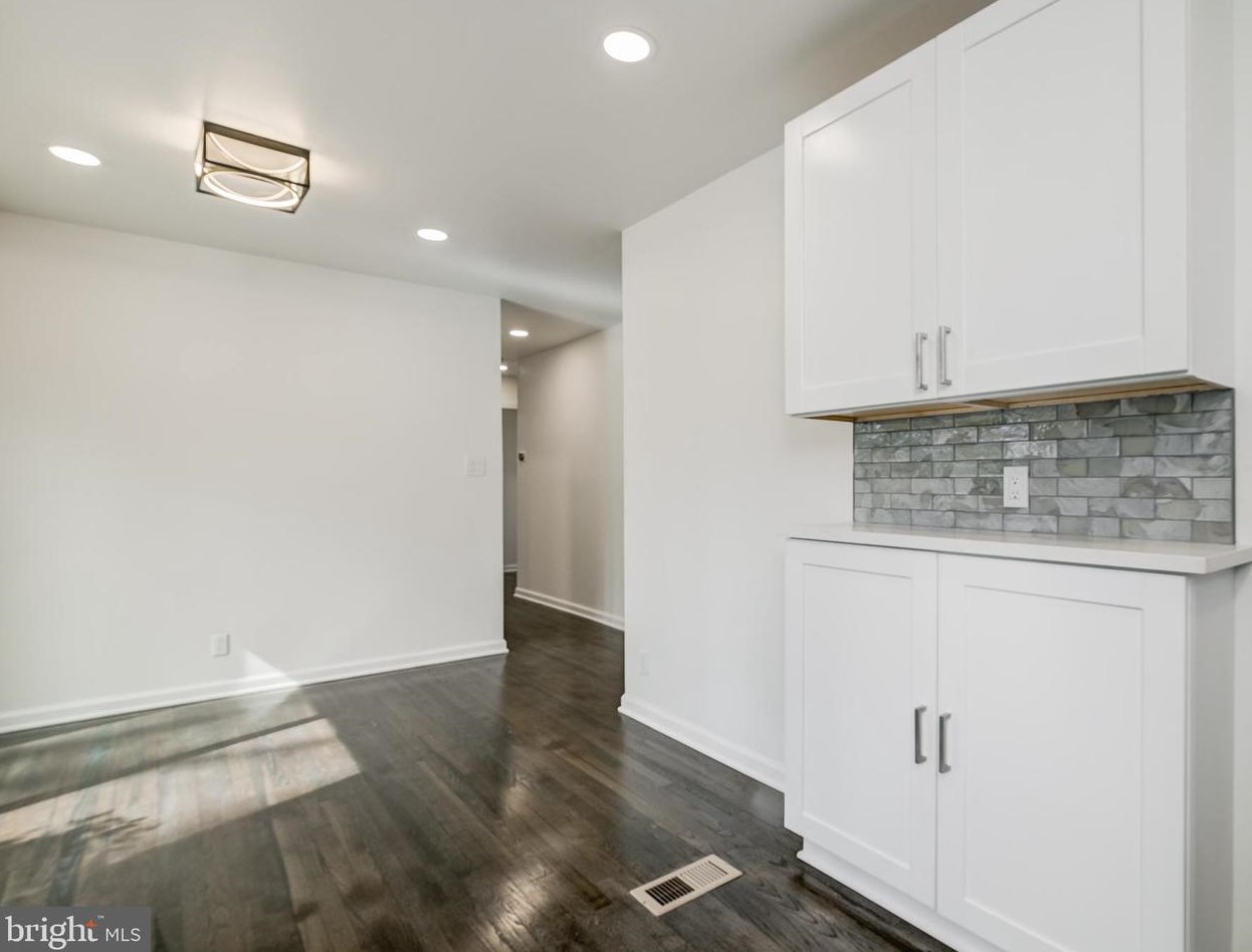 814 Orange Dr, Silver Spring MD 20901-1002 exterior