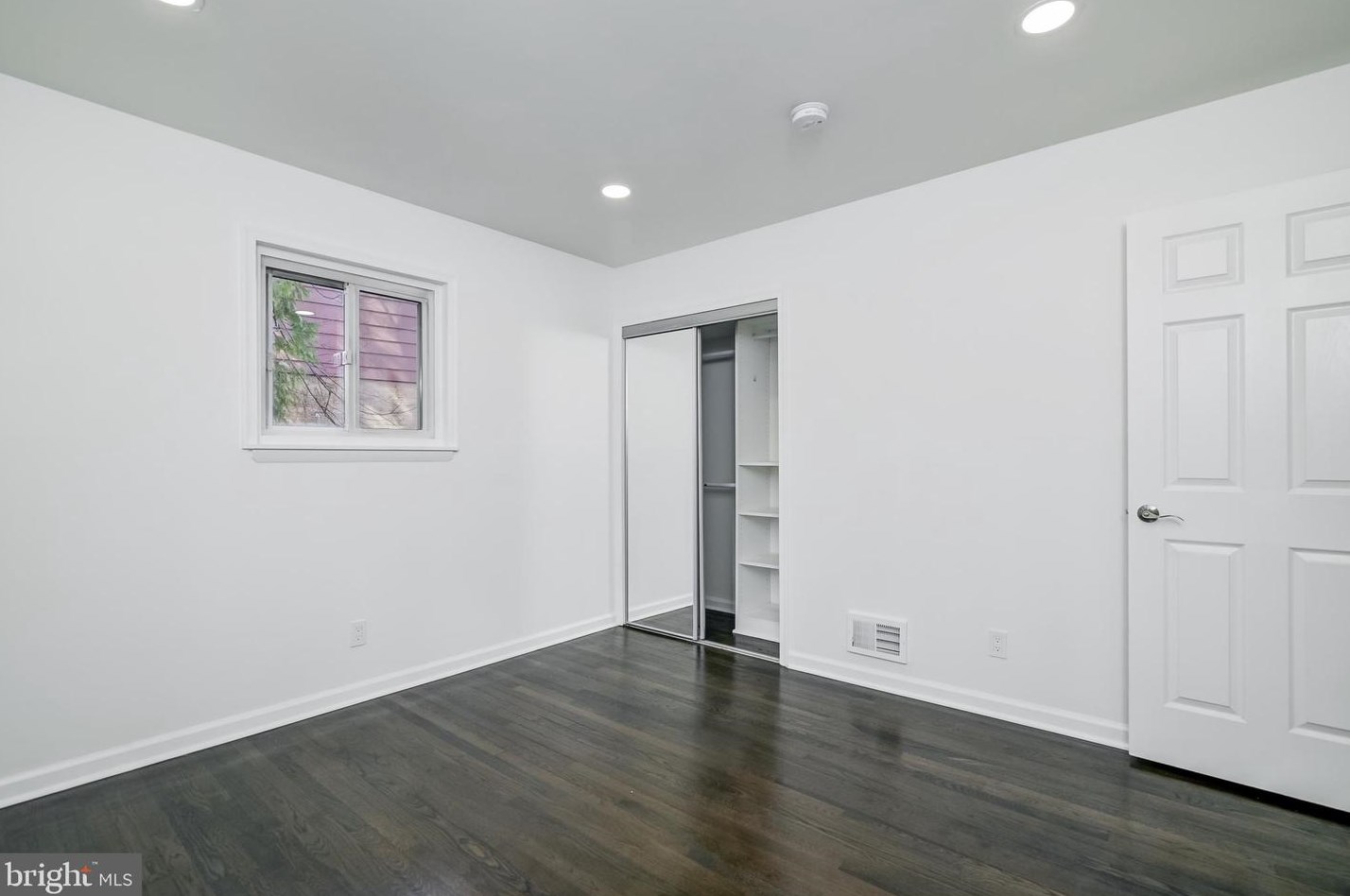 814 Orange Dr, Silver Spring MD 20901-1002 exterior