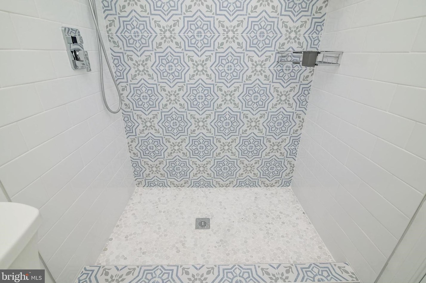 814 Orange Dr, Silver Spring MD 20901-1002 exterior