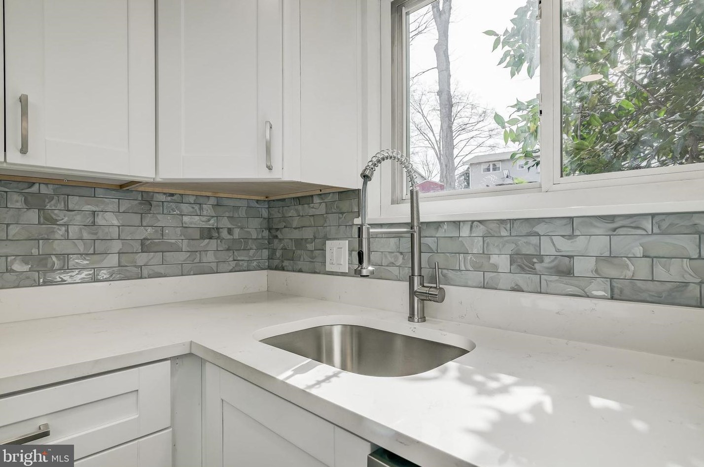 814 Orange Dr, Silver Spring MD 20901-1002 exterior