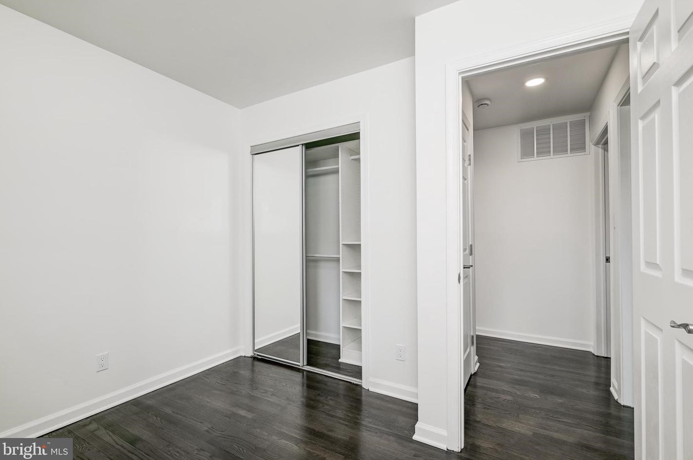 814 Orange Dr, Silver Spring MD 20901-1002 exterior