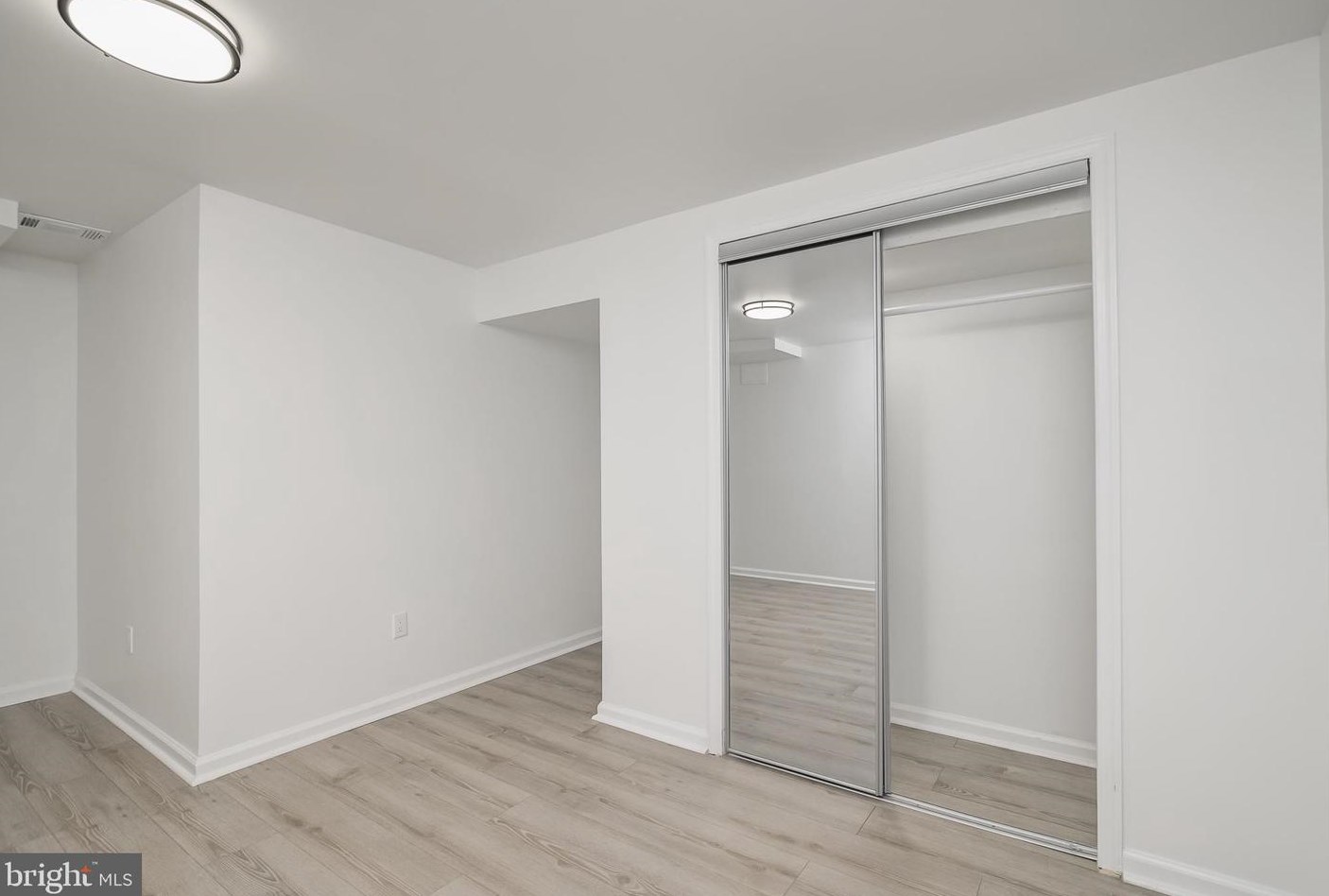 814 Orange Dr, Silver Spring MD 20901-1002 exterior