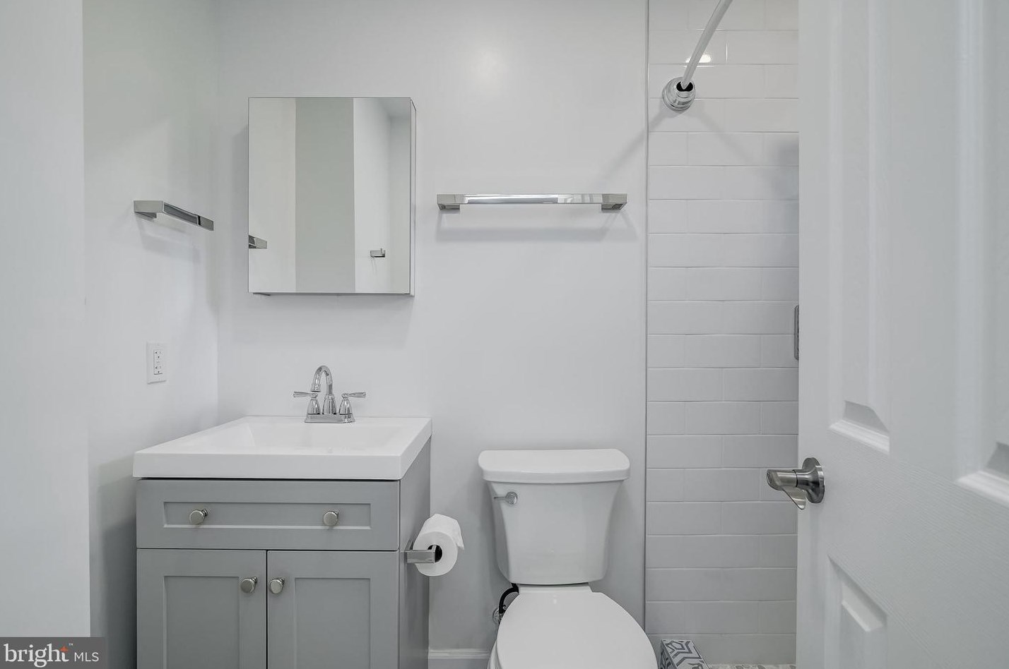 814 Orange Dr, Silver Spring MD 20901-1002 exterior