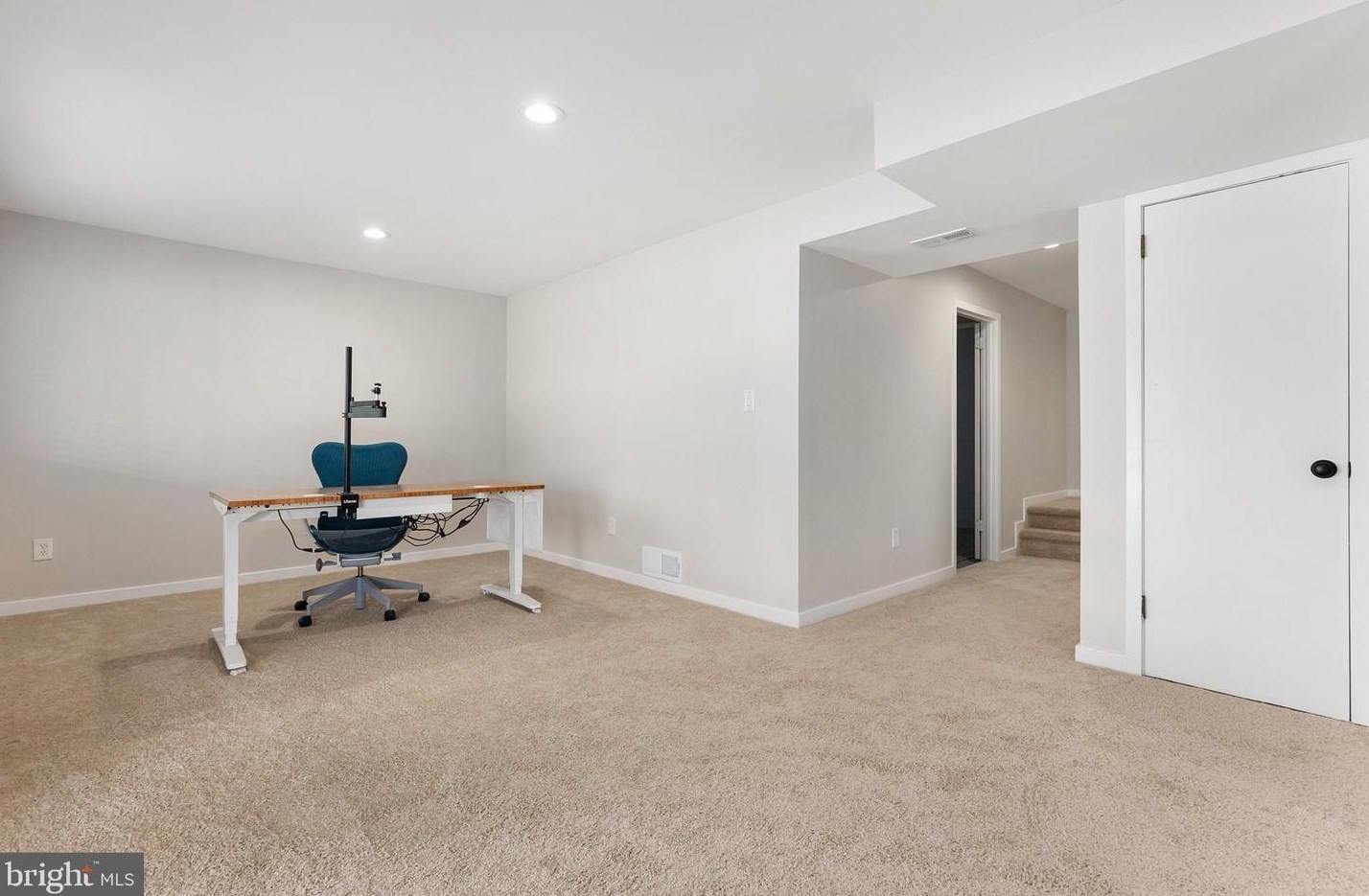 11509 Piney Lodge Rd, Gaithersburg MD  20878-2443 exterior