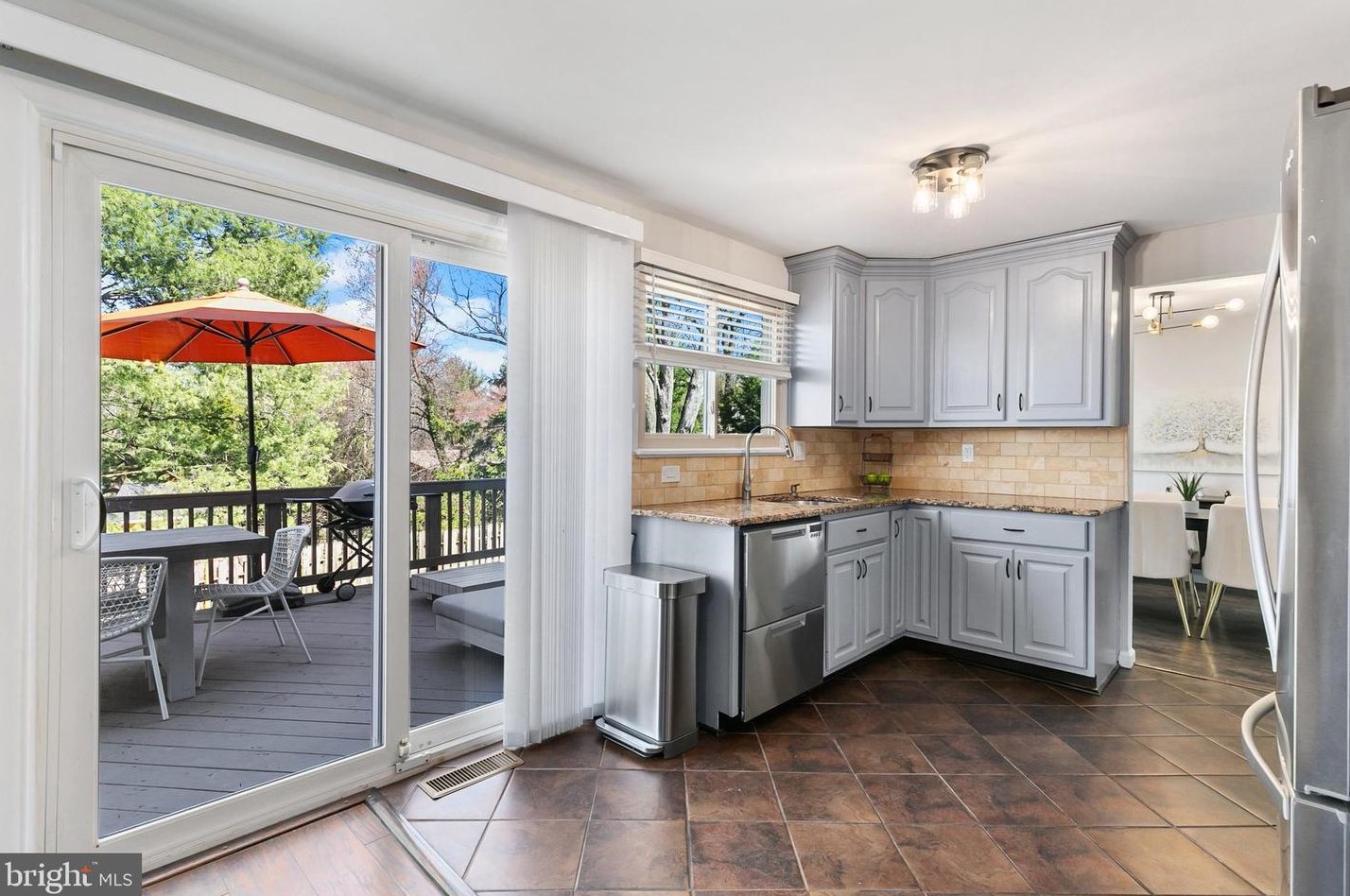 11509 Piney Lodge Rd, Gaithersburg MD  20878-2443 exterior