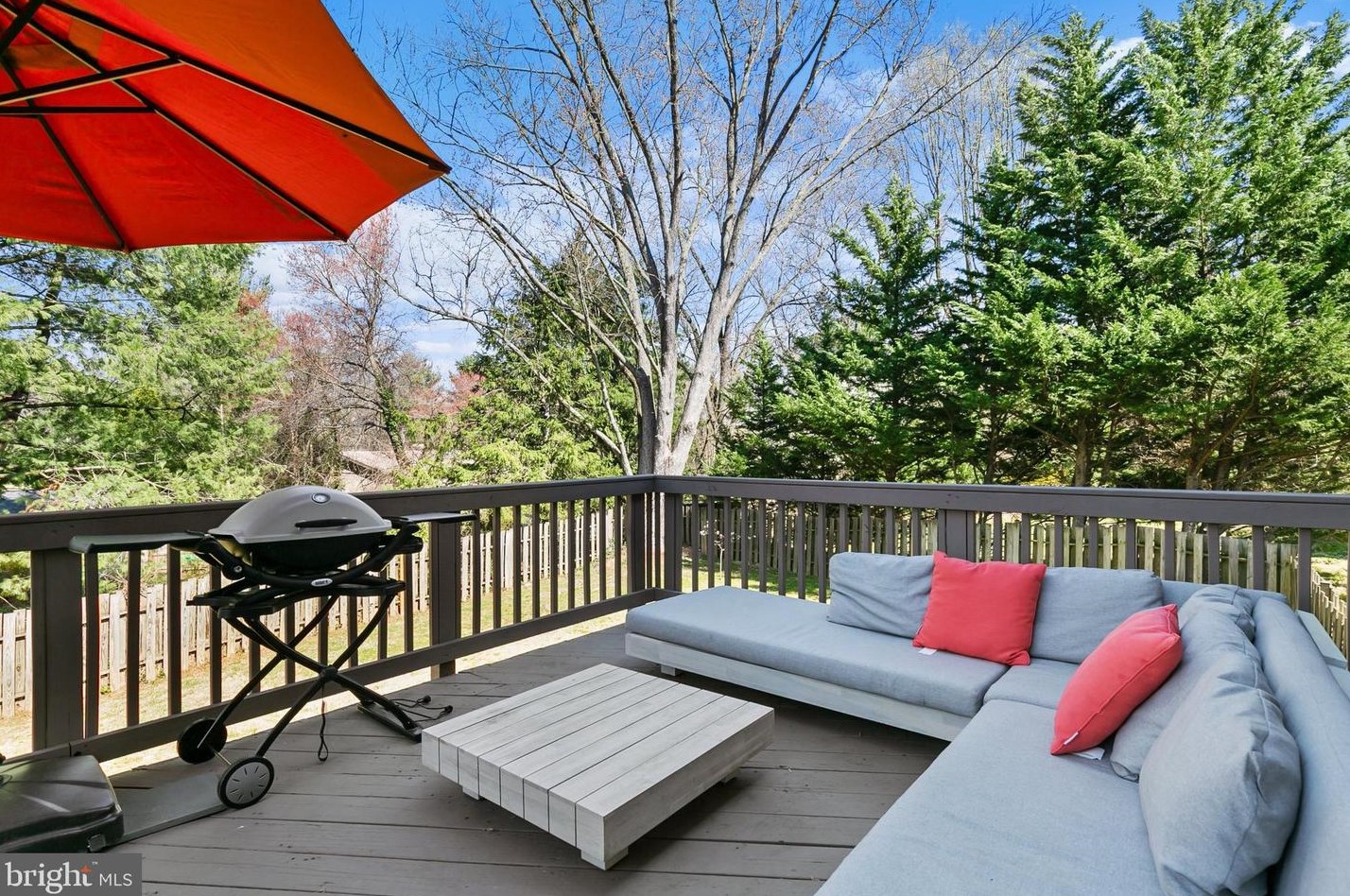 11509 Piney Lodge Rd, Gaithersburg MD  20878-2443 exterior