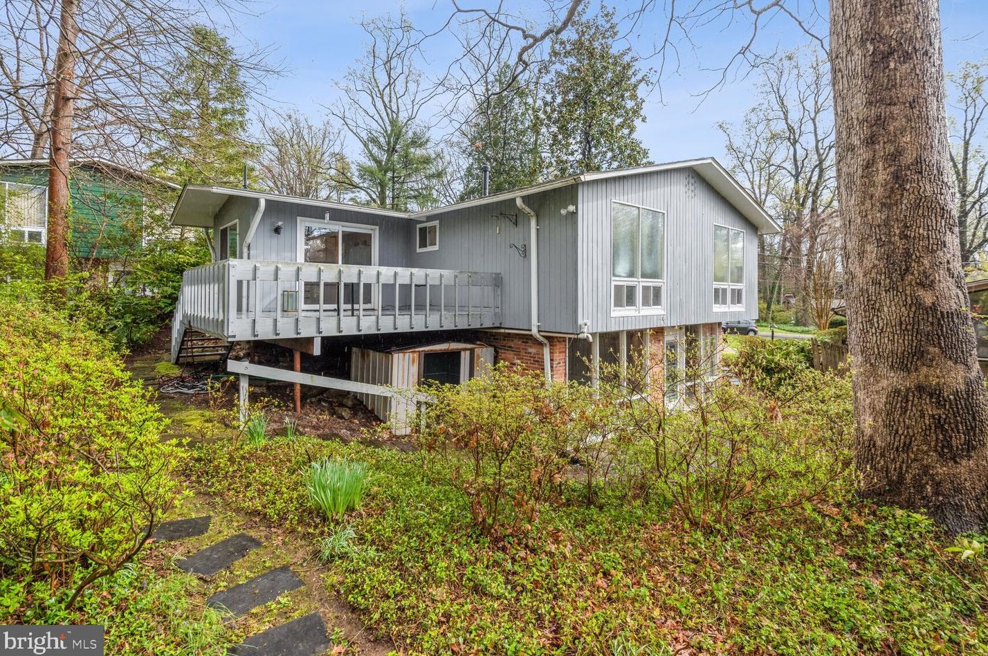 3413 Pendleton Dr, Silver Spring MD 20902-2446 exterior