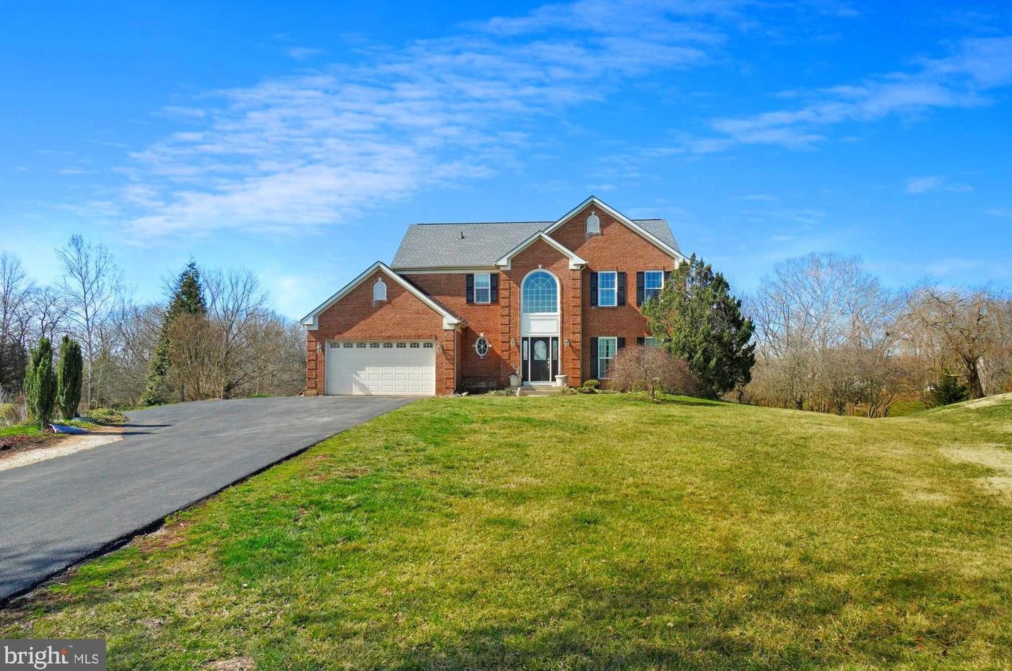 19506 Conlon Ct, Poolesville MD  20837-3010 exterior