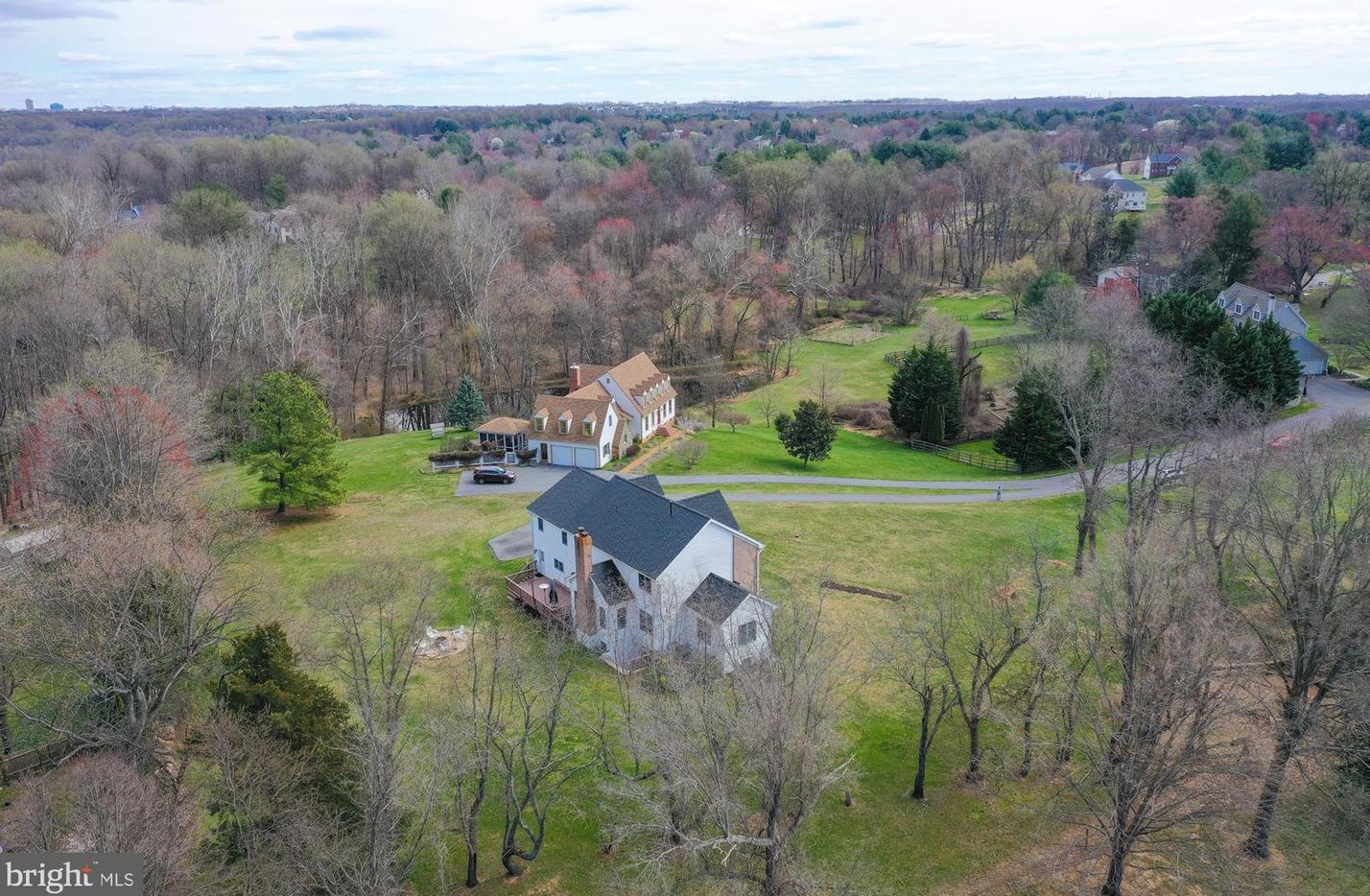 13424 Query Mill Rd, Gaithersburg MD  20878-3962 exterior