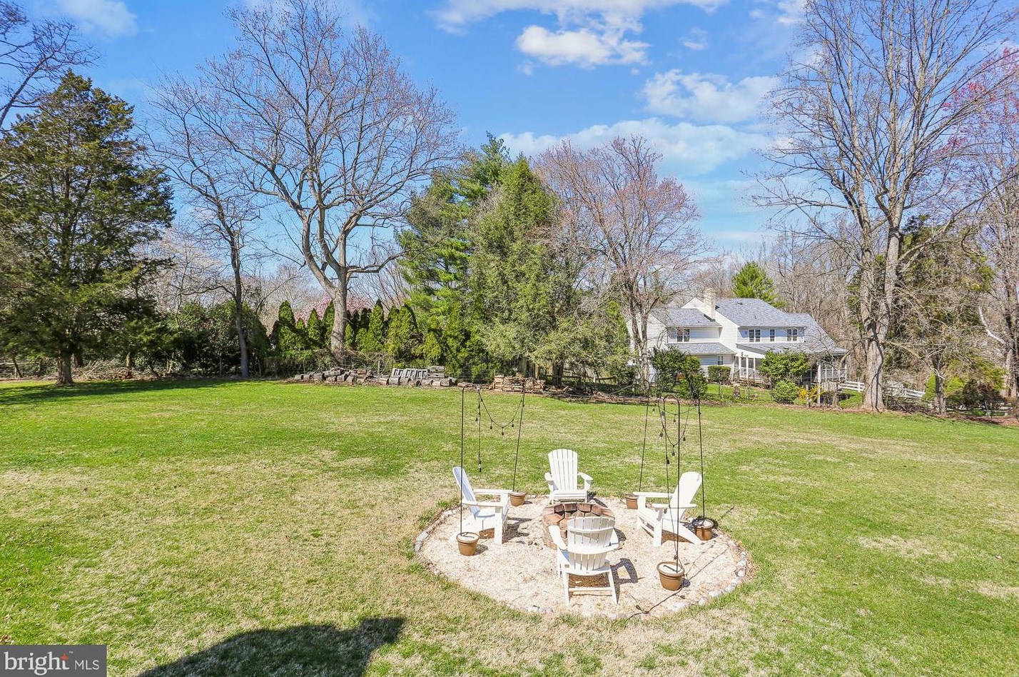 13424 Query Mill Rd, Gaithersburg MD  20878-3962 exterior