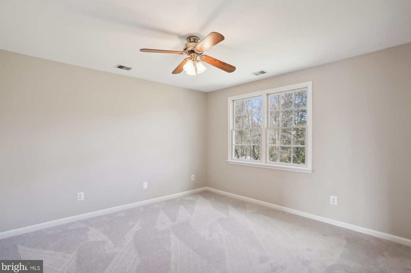 13424 Query Mill Rd, Gaithersburg MD  20878-3962 exterior