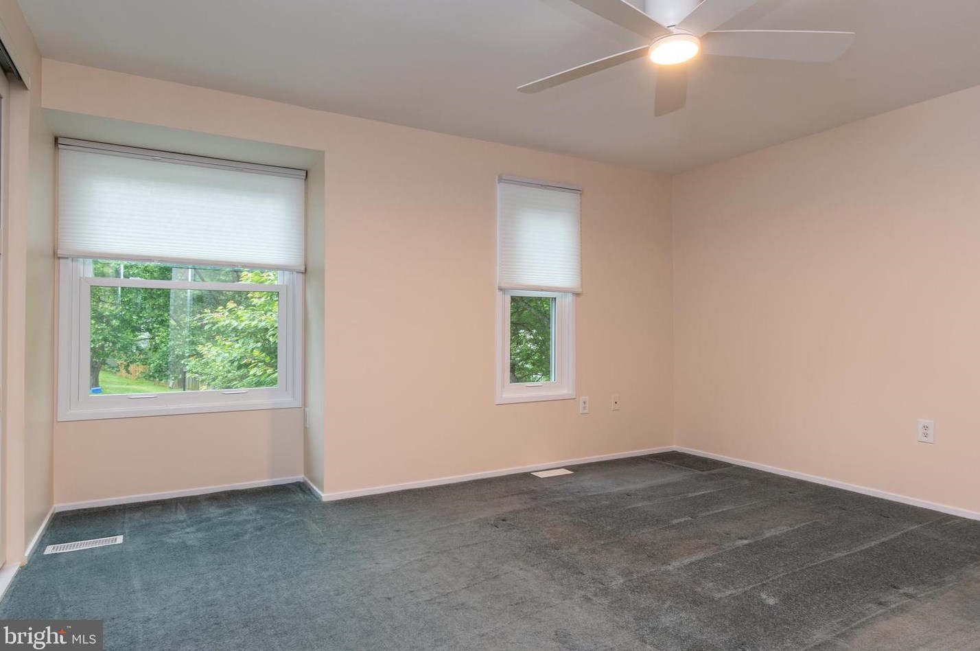 10722 Lester St, Silver Spring MD 20902-3760 exterior