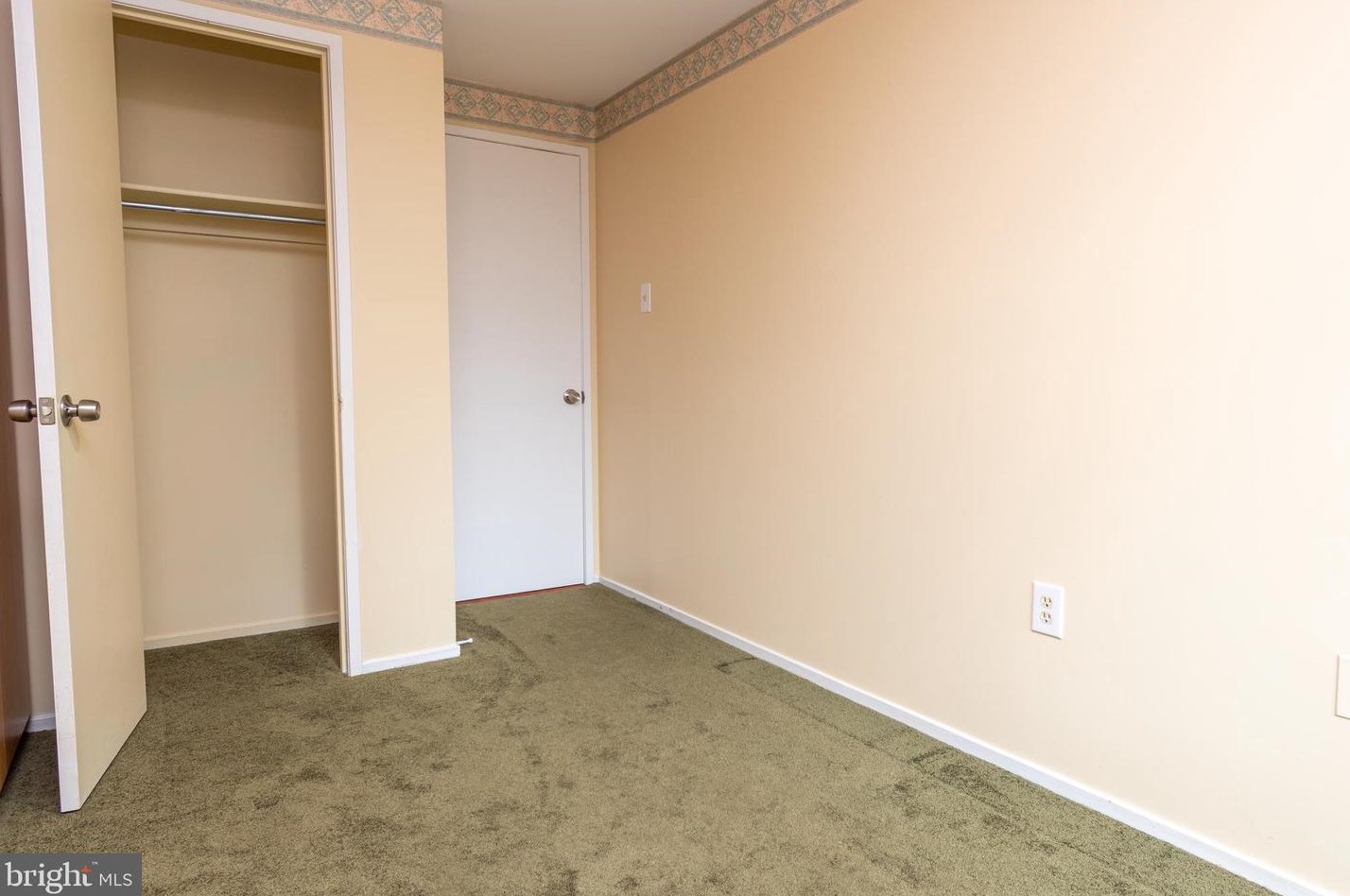 10722 Lester St, Silver Spring MD 20902-3760 exterior