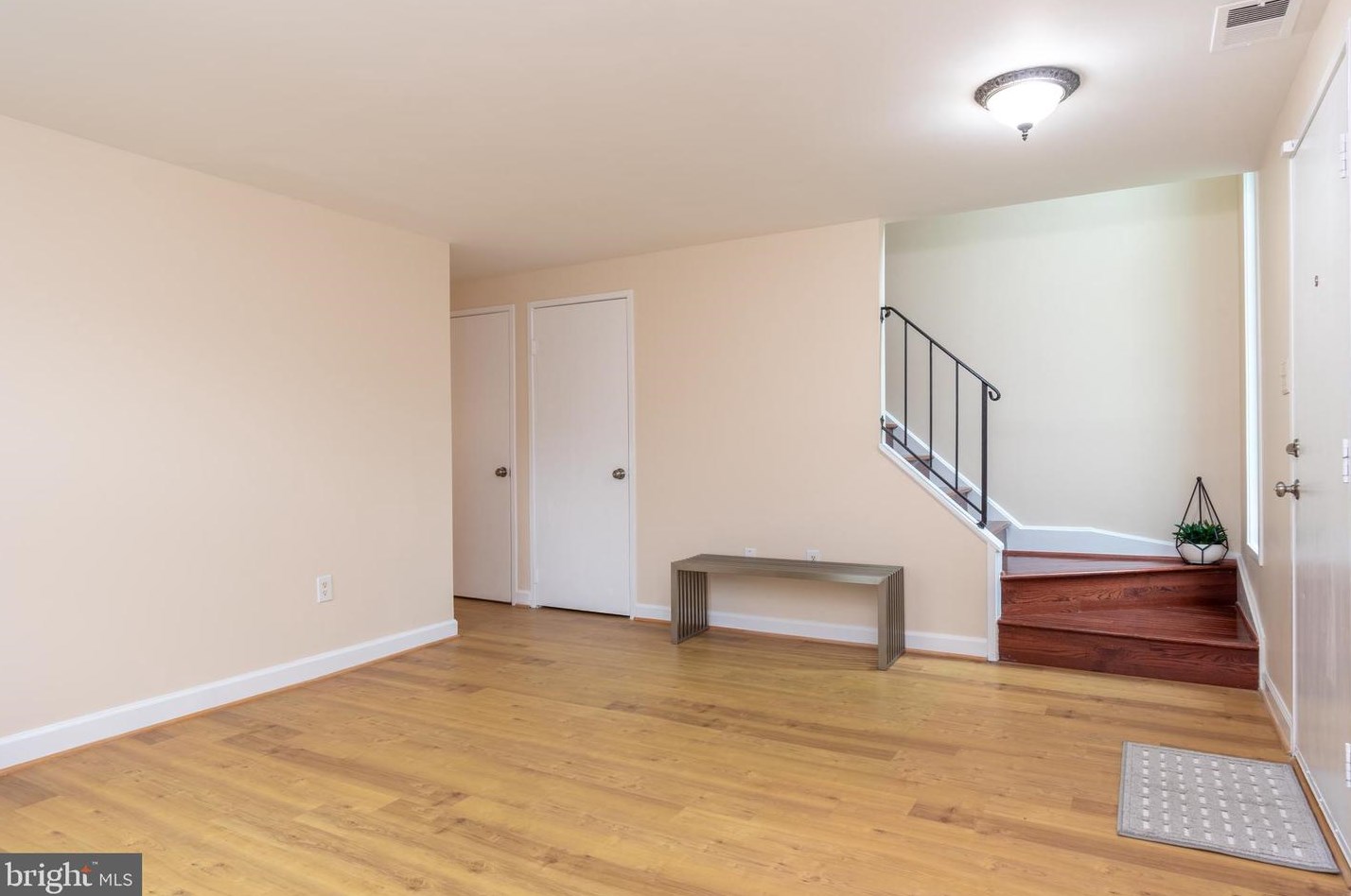 10722 Lester St, Silver Spring MD 20902-3760 exterior