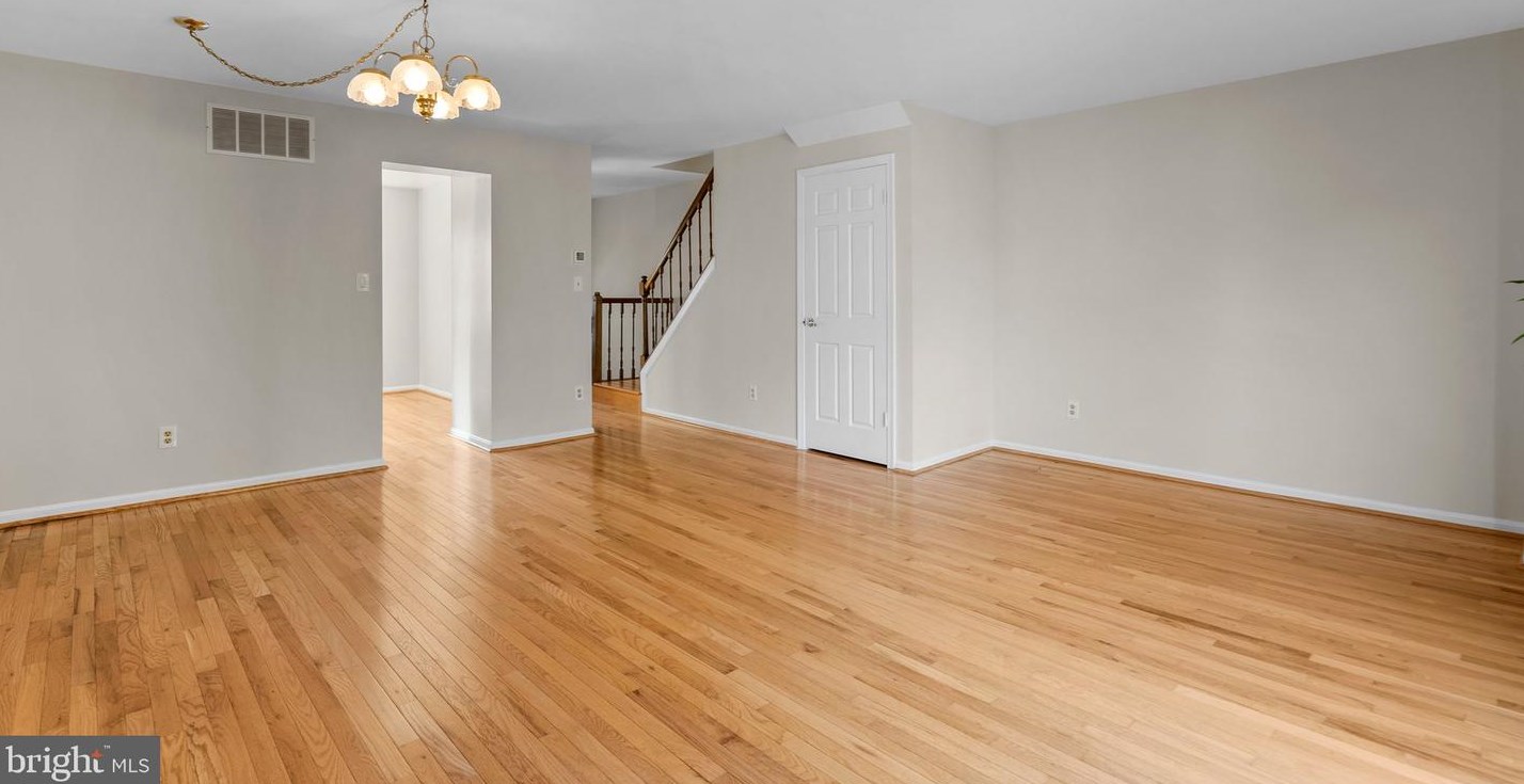 91 Travis Ct, Gaithersburg MD  20879-3315 exterior