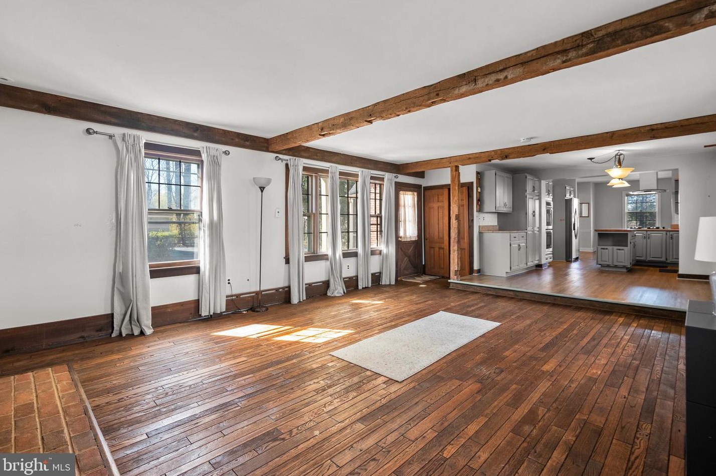 9102 Darnestown Rd, Rockville MD  20850-3106 exterior