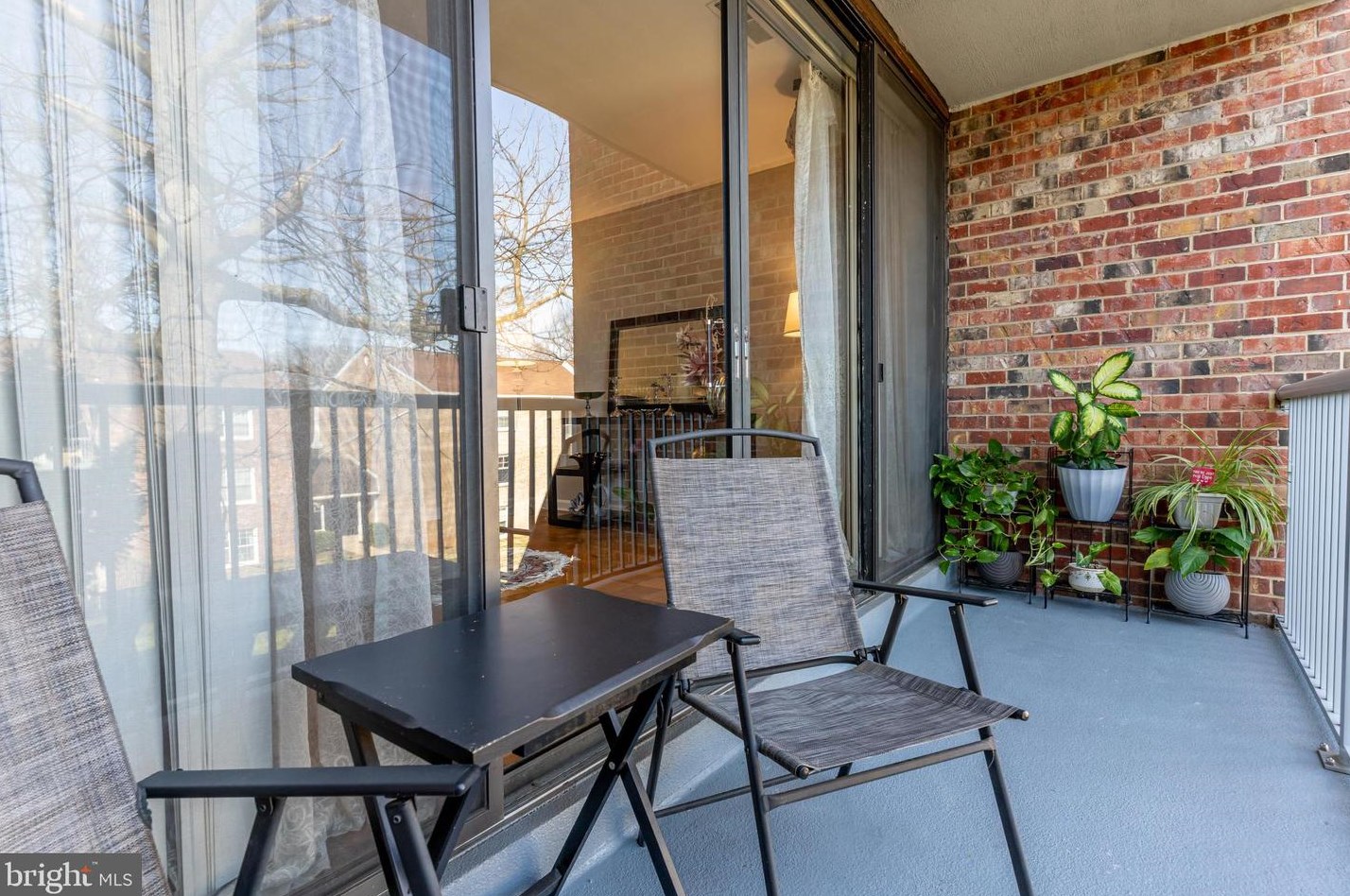 716 Quince Orchard Blvd, Gaithersburg MD  20878-1546 exterior