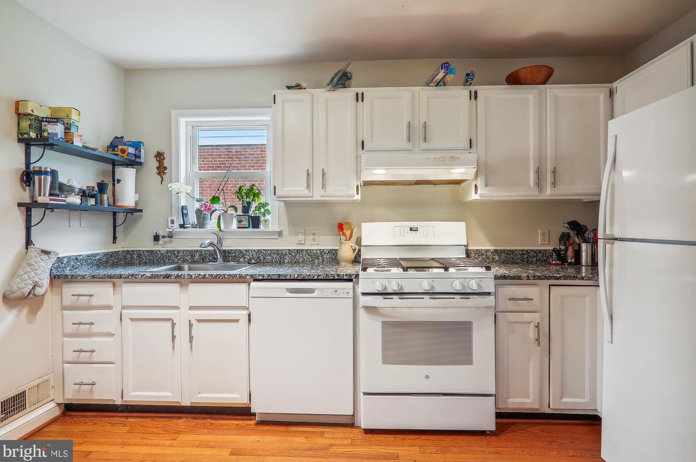 1635 Belvedere Blvd, Silver Spring MD 20902-3901 exterior