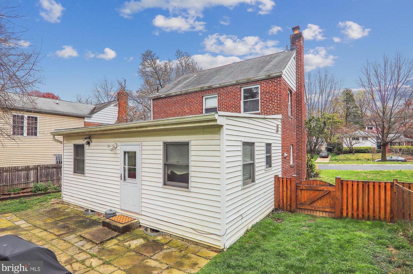 1635 Belvedere Blvd, Silver Spring MD 20902-3901 exterior