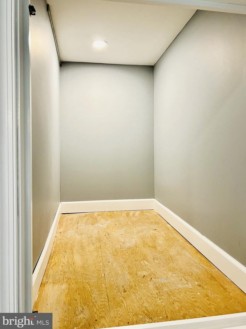 9821 Brookridge Ct, Gaithersburg MD 20886-1108 exterior