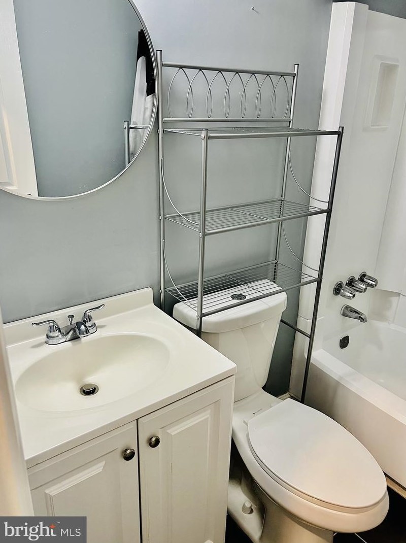 9821 Brookridge Ct, Gaithersburg MD 20886-1108 exterior