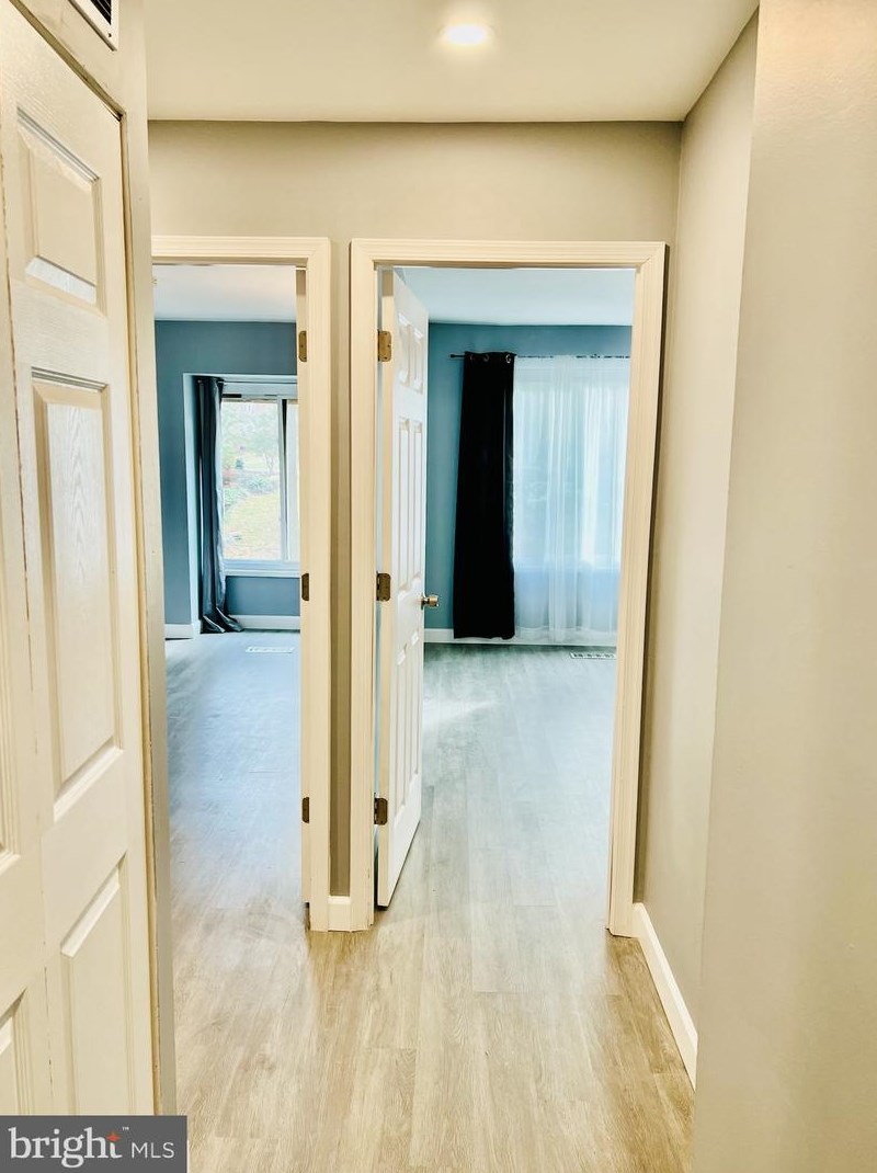 9821 Brookridge Ct, Gaithersburg MD 20886-1108 exterior