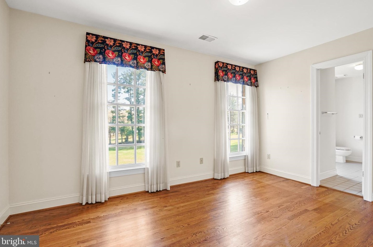 13422 Query Ml Rd, Gaithersburg MD 20878-3962 exterior