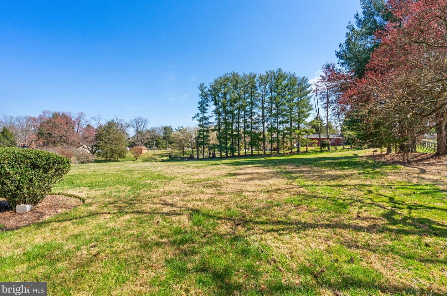 13422 Query Ml Rd, Gaithersburg MD 20878-3962 exterior