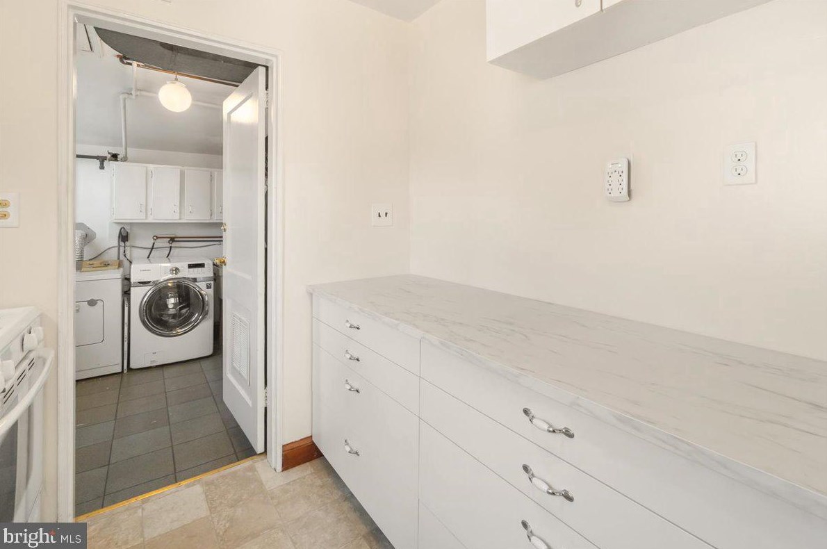 10026 Brunett Ave, Silver Spring MD 20901-2204 exterior