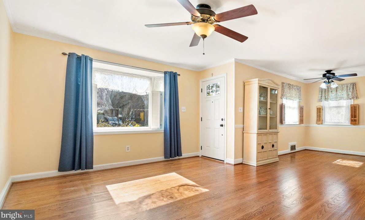 10026 Brunett Ave, Silver Spring MD 20901-2204 exterior