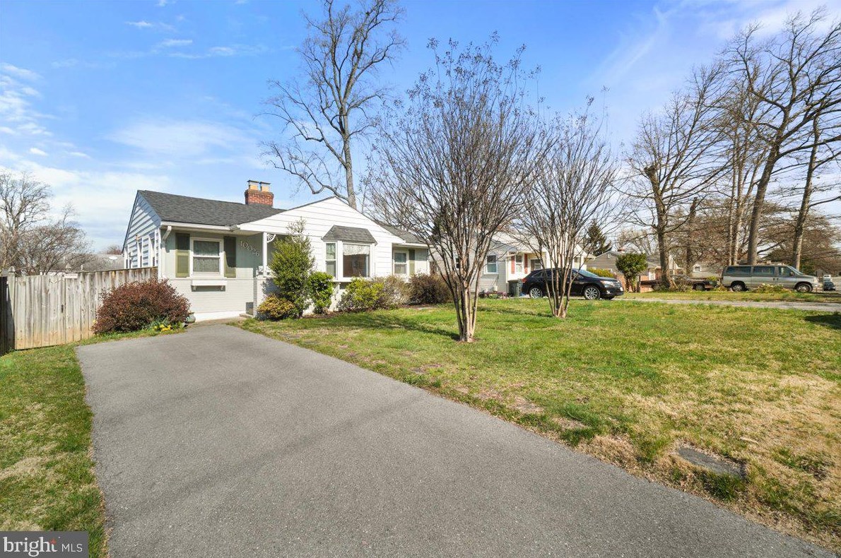 10026 Brunett Ave, Silver Spring MD 20901-2204 exterior