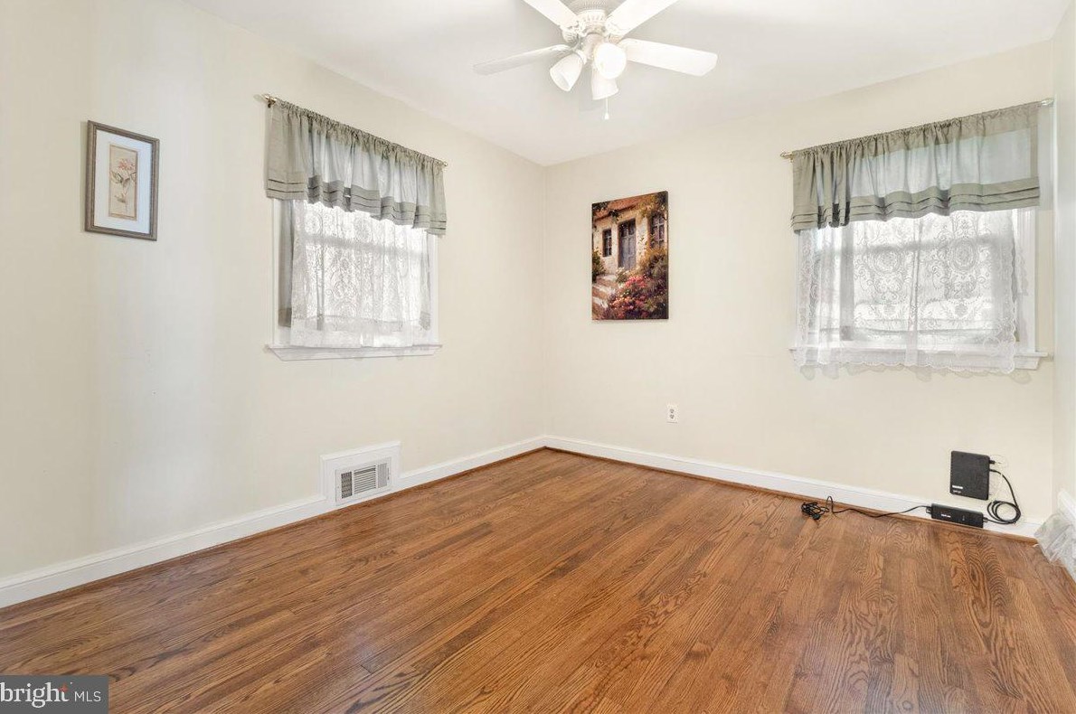 10026 Brunett Ave, Silver Spring MD 20901-2204 exterior