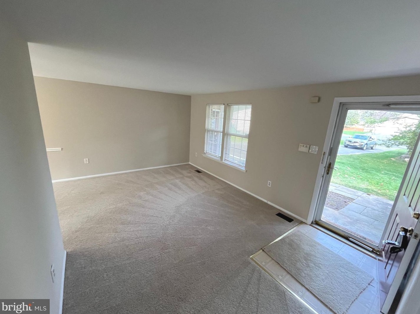 15705 Anamosa Dr, Rockville MD  20855-2609 exterior