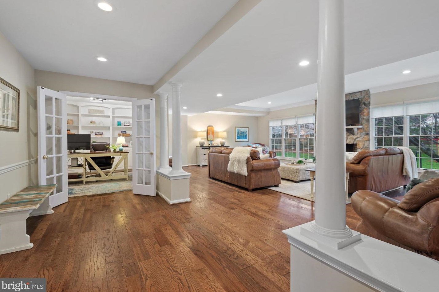 12612 Falconbridge Dr, Gaithersburg MD  20878-3411 exterior