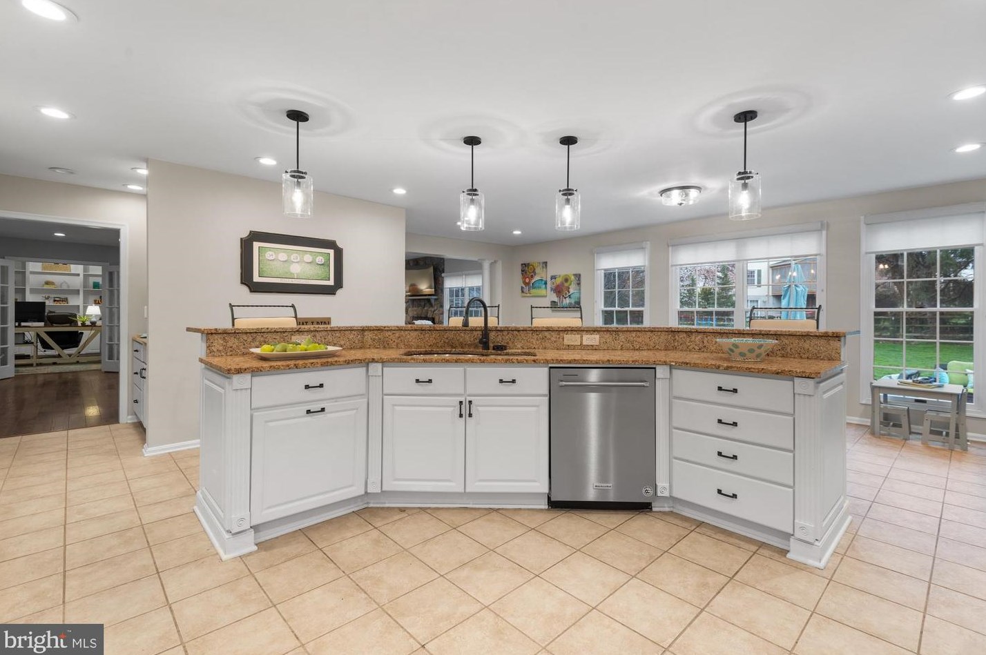 12612 Falconbridge Dr, Gaithersburg MD  20878-3411 exterior