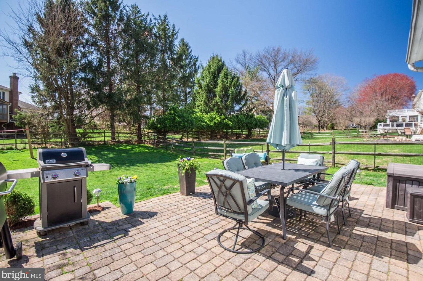 12612 Falconbridge Dr, Gaithersburg MD  20878-3411 exterior